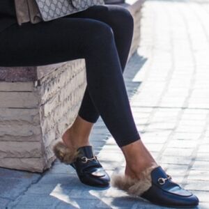 Gucci 37 Princetown fur horsebit black leather mules Celebrity